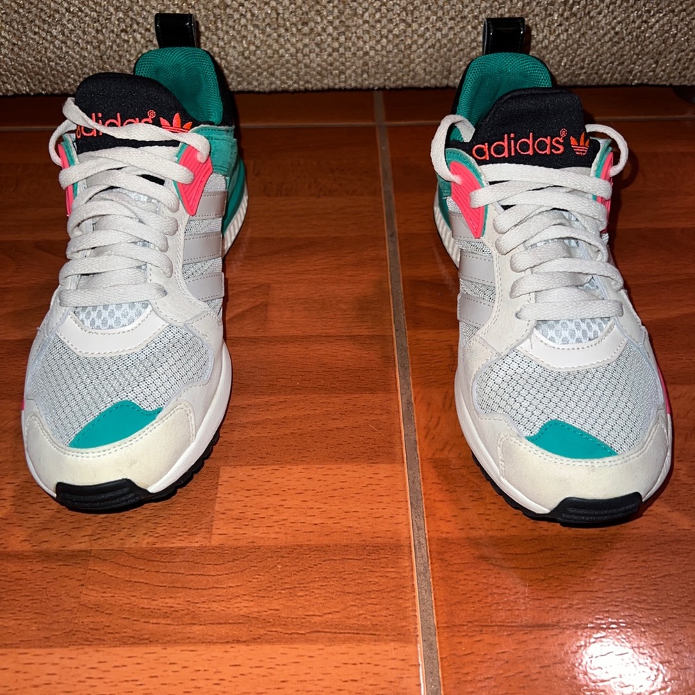 Adidas sneakers size 8.5